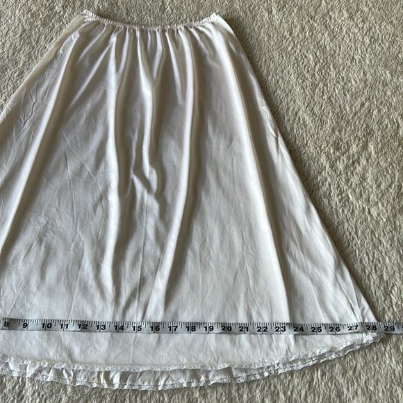 Vintage Vanity Fair slip white size SML - Picture 10 of 13